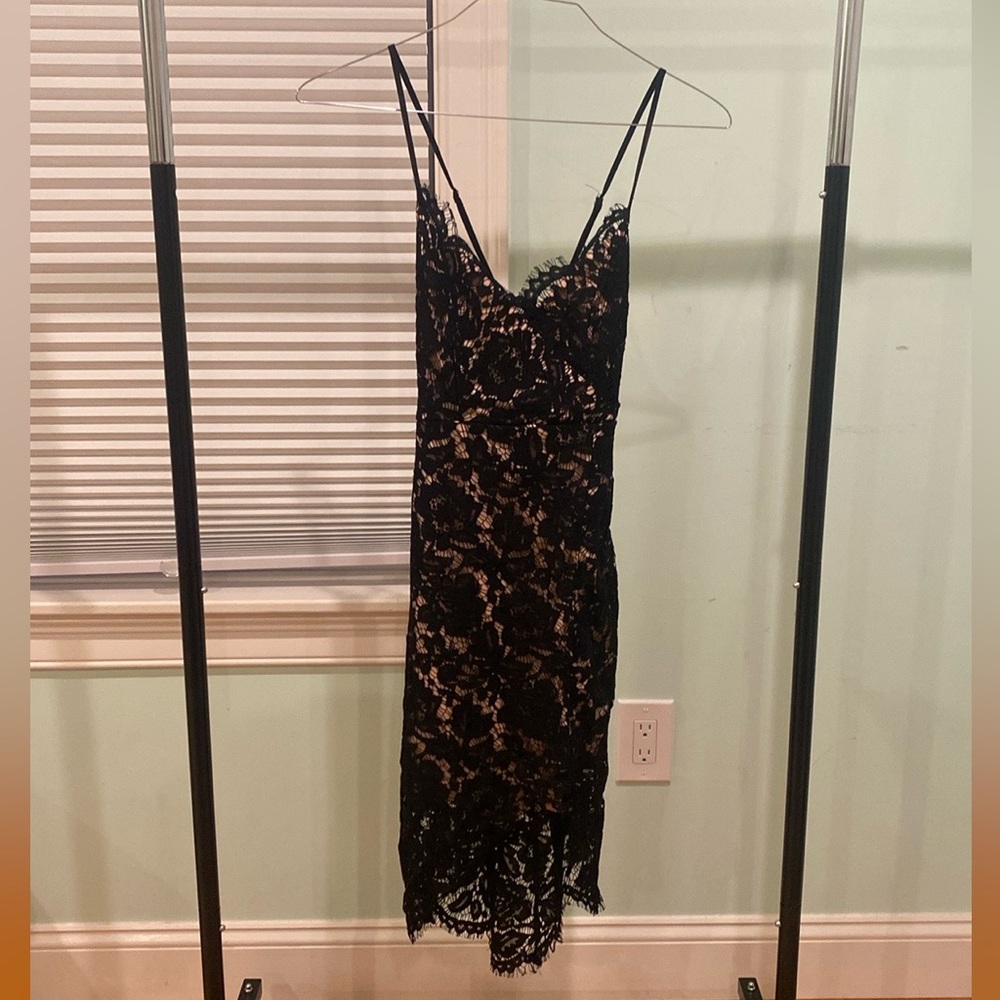Lulus black lace overlay ivory